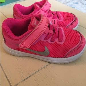 Nike Toddler Girl Sneakers Size 8